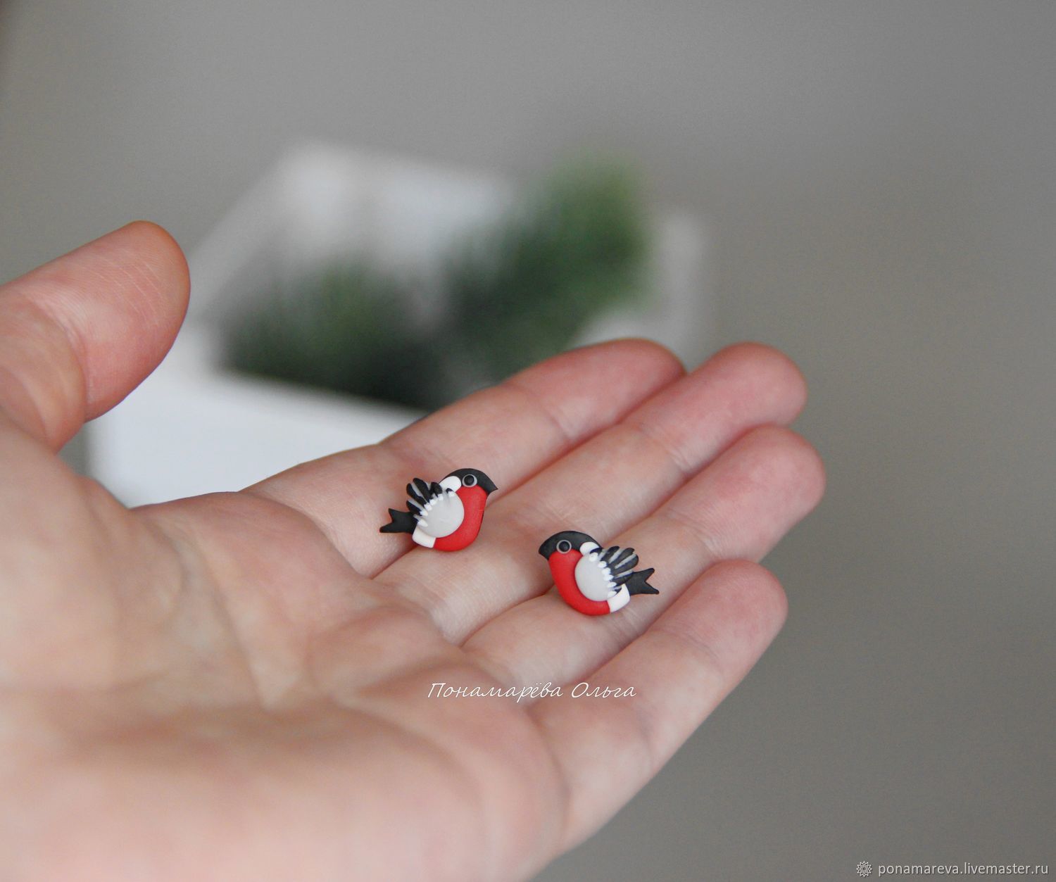 Серьги снегири