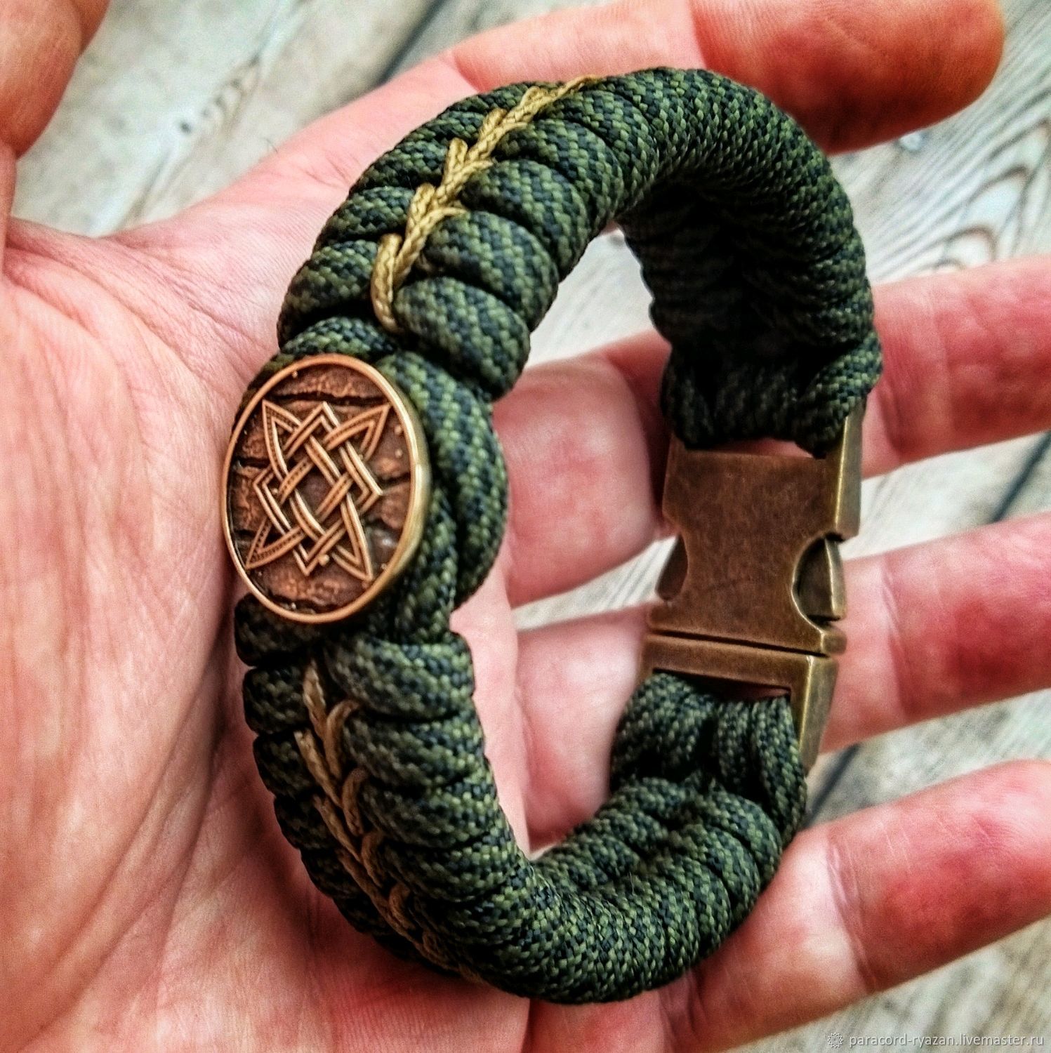 Браслет мужской из паракорда с авторской вставкой "Звезда Рус в ...