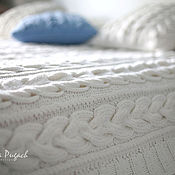 Carpet round wool blend knit gray mustard