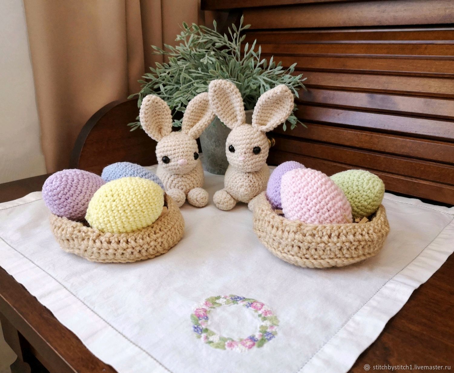 Купить подставку для яйца “Пасхальный кролик Анна” Bunny Tales 10 см. Артикул 