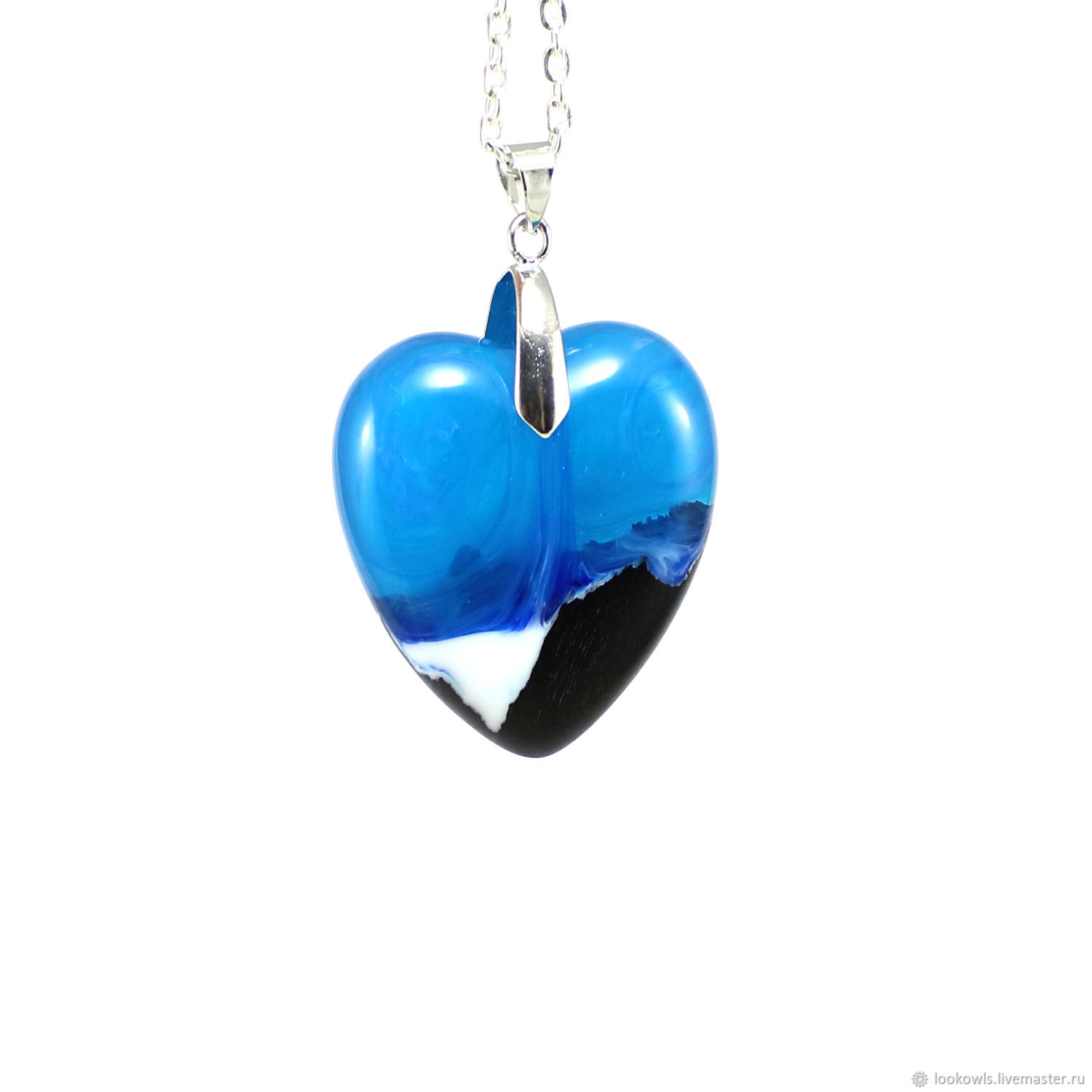 подвеска голубое сердце. камень сердце лазурит. кулон сердце океана из титаника серебро. кулон синее сердце. кулон сердце камень санлайт.