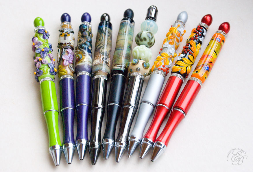 Шариковые ручки оригинал. Оригинальные ручки. Красивые ручки. Украшения для ручки. Авторучка шариковая.
