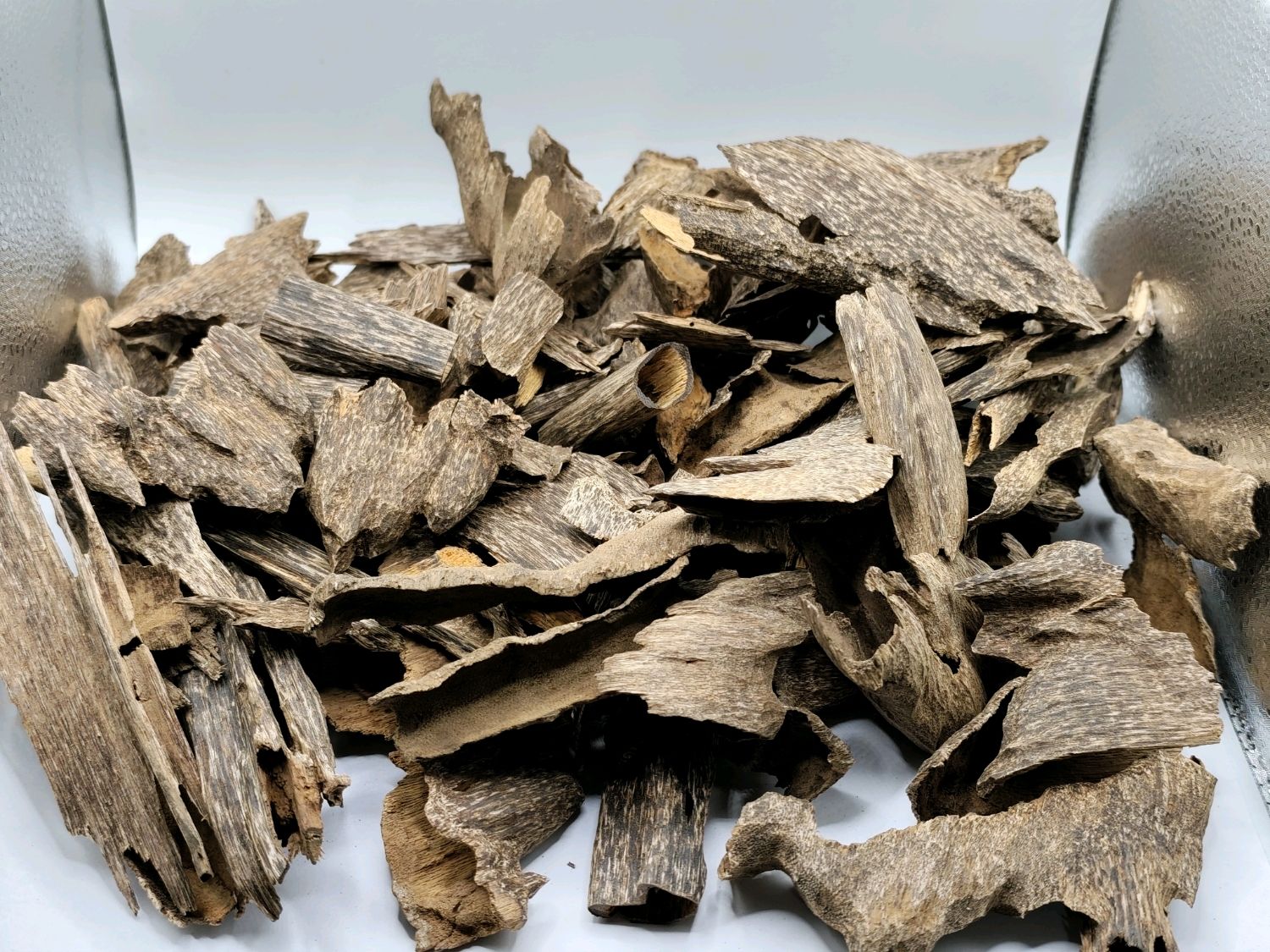 Щепа агарового дерева, натуральная из Тайланда, Aquilaria crassna в интернет-магазине Ярмарка Мастеров по цене 667 ₽ – Q3GIERU | Основа для косметики, Ярославль - доставка по России