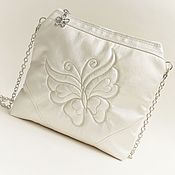 Свадебный салон handmade. Livemaster - original item Butterfly clutch bag, white wedding clutch, handbag for the bride, 333. Handmade.