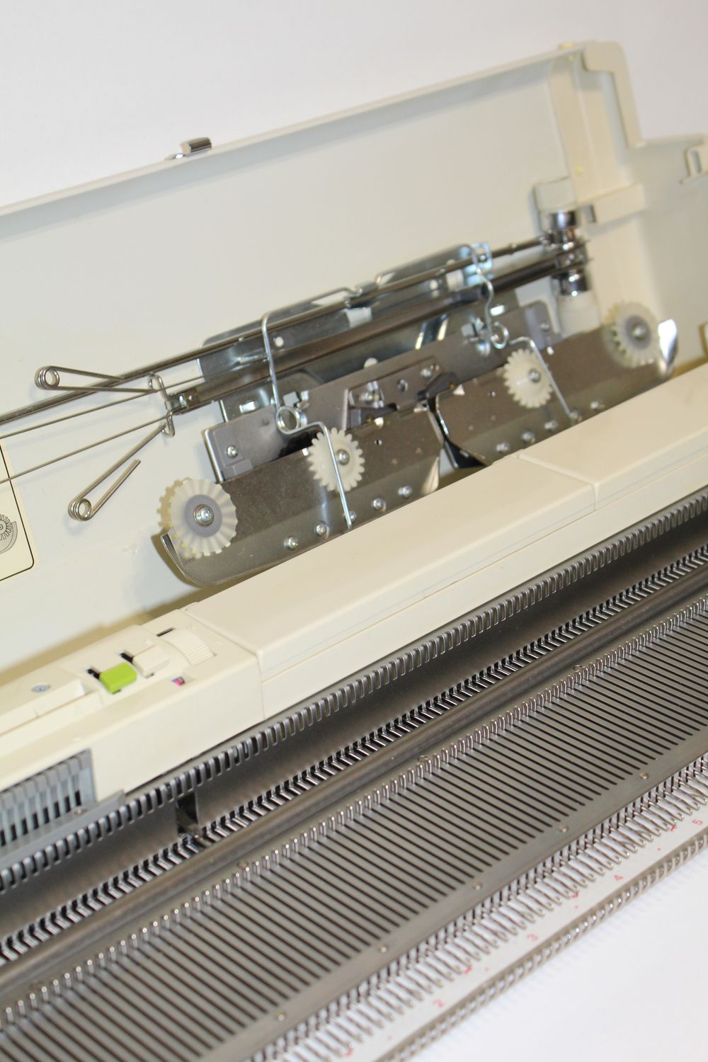 Вязальная машина 5 класса Silver Reed SK 328, новая, Япония в интернет ...