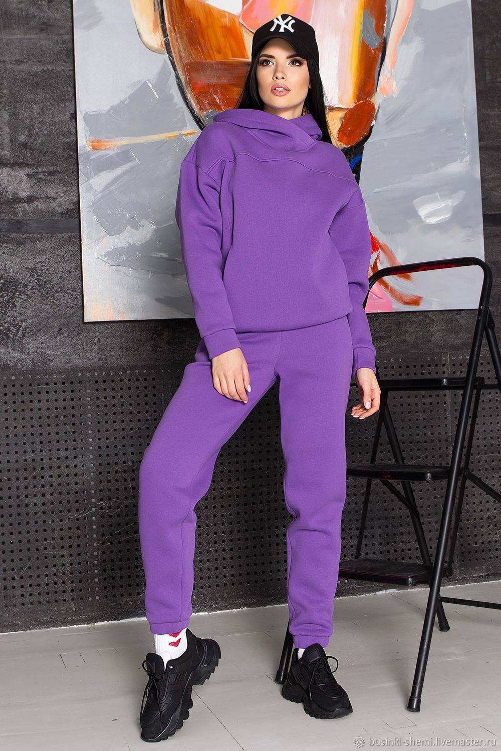 Костюм спортивный. Цвет: фиолетовый купить в интернет-магазине ЯрмаркаМастеров по цене 2950.33 ₽ – Q75A6RU