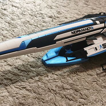 Сувениры и подарки ручной работы. Ярмарка Мастеров - ручная работа Normandy SR-2 из игры Mass effect. Handmade.