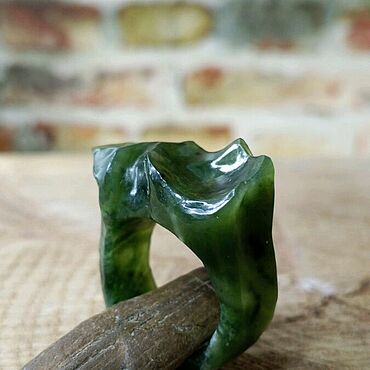 Украшения ручной работы. Ярмарка Мастеров - ручная работа Кольцо из нефрита. Handmade.