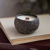 Соевая арома-свеча «Чёрный кокос» в керамике