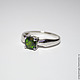 A delicate ring with a bright chrome diopside!
