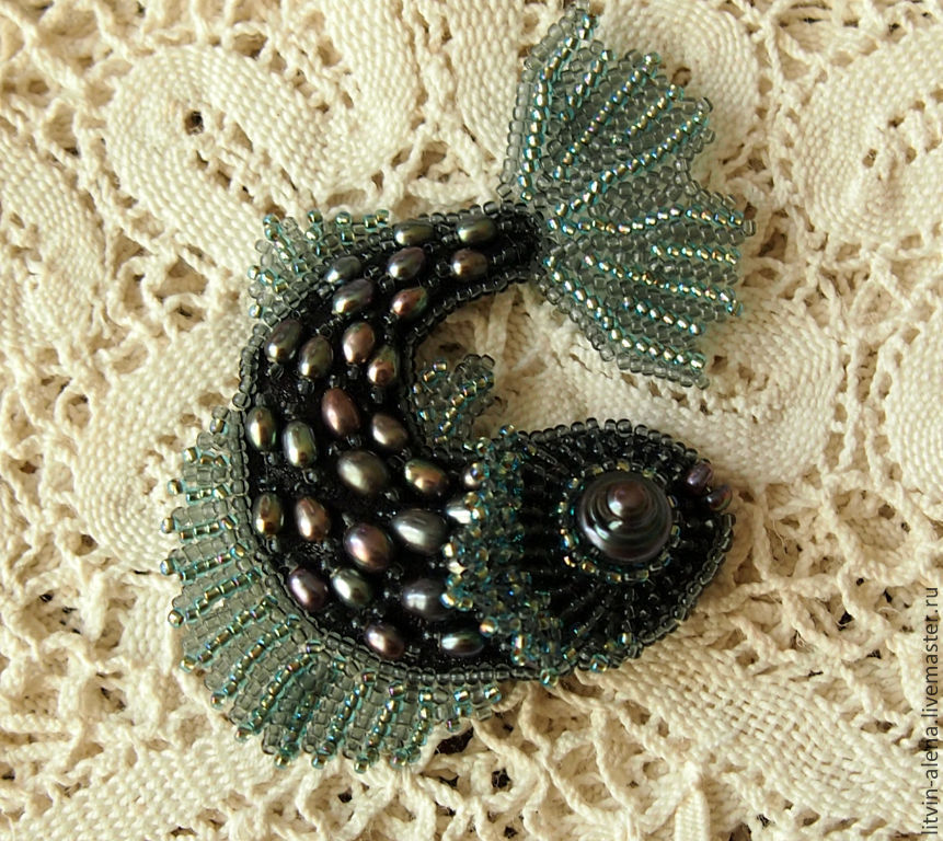 Brooch - pendant "Moon fish". A beaded brooch and pearls, Brooches, Moscow,  Фото №1