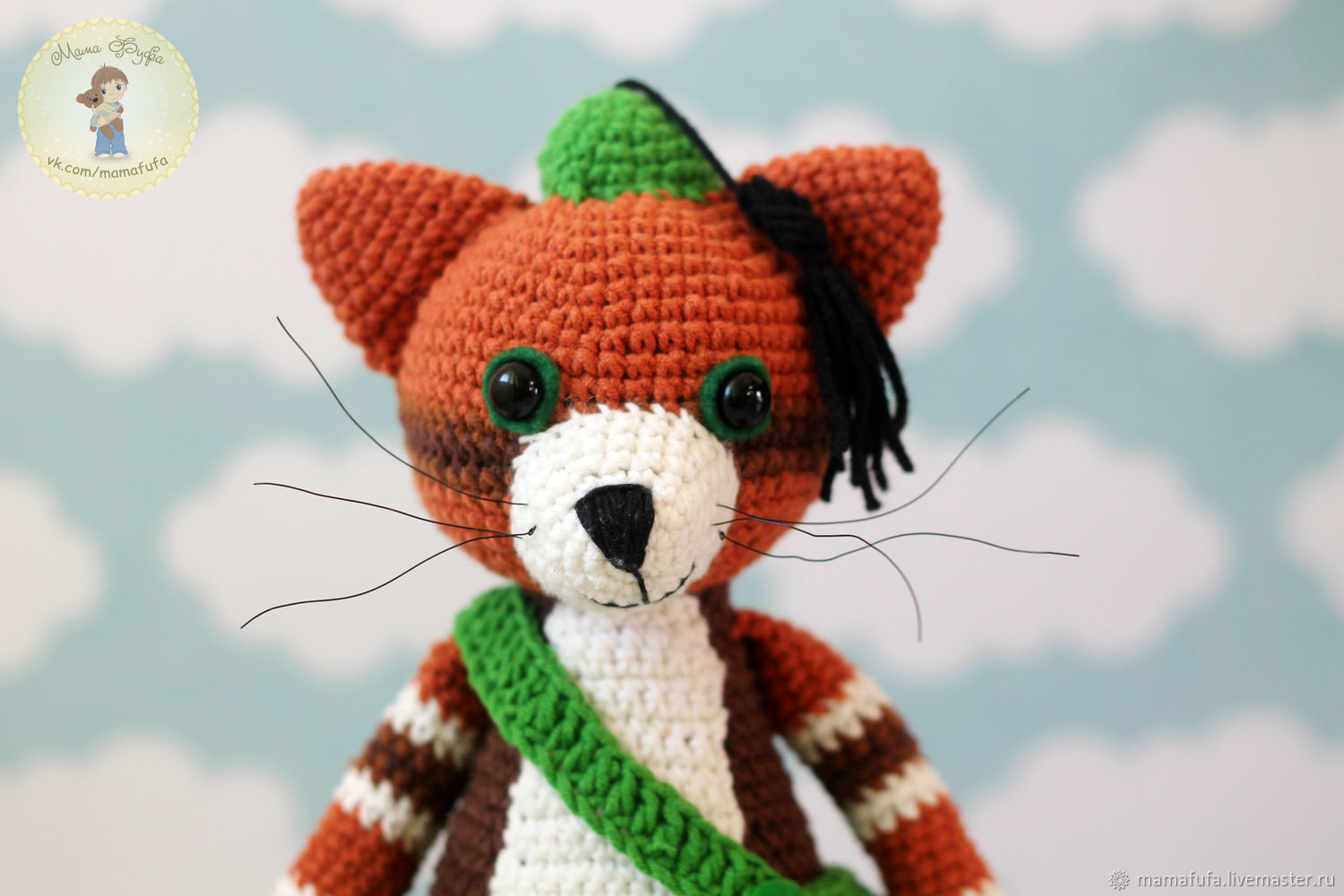 This master class will teach how to create a toy-pendant knitted cat This master class will teach how to create a toy-pendant knitted cat