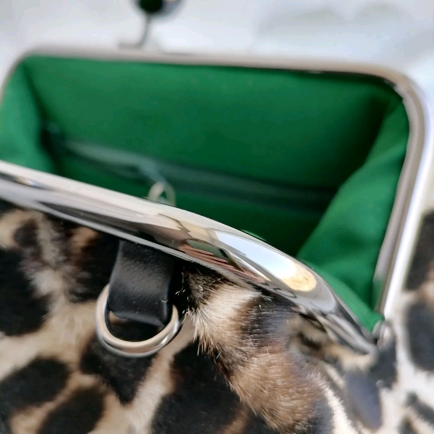 Сумочка леопардовая из пони