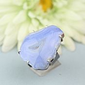 Ring with agate. Silver