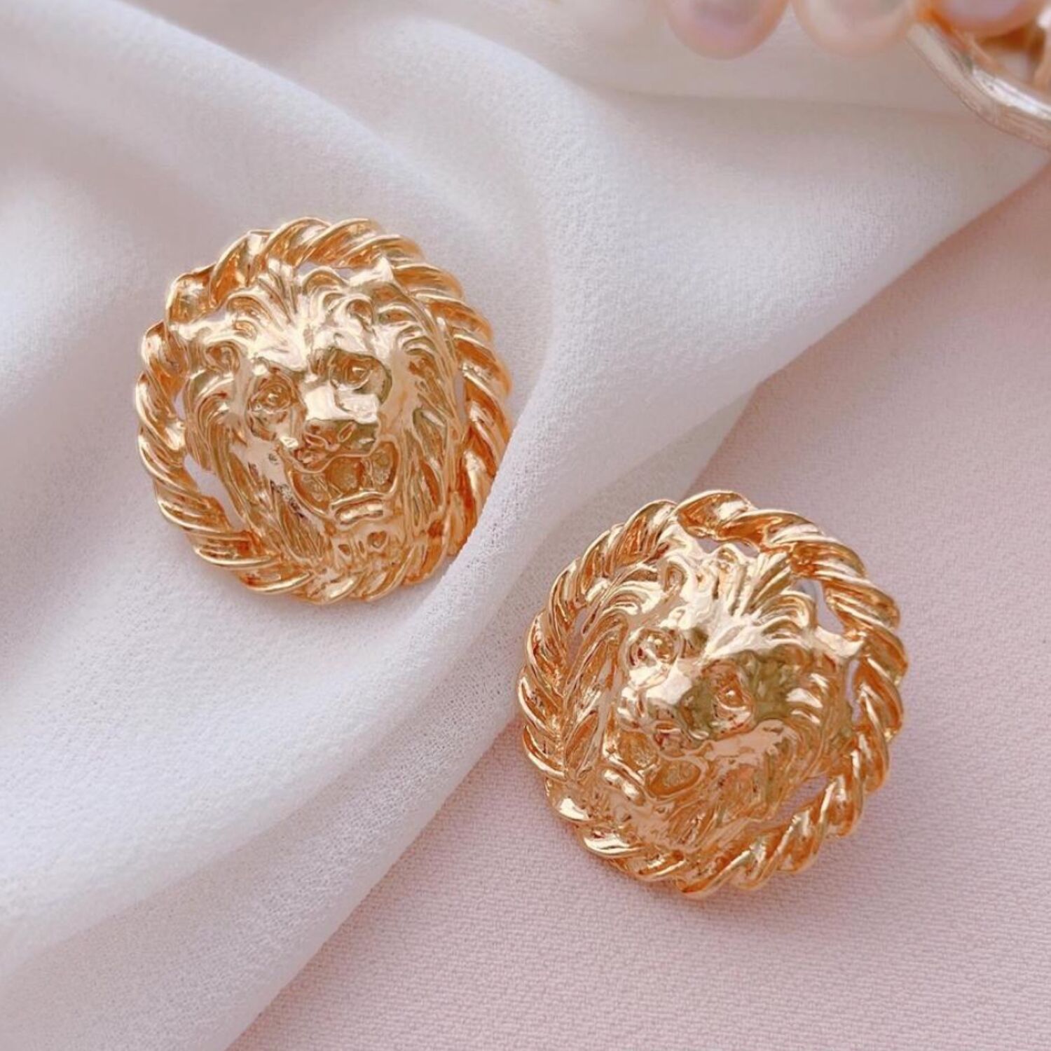 Винтаж: ANNE KLEIN Серьги «КОРОЛЬ-ЛЕВ» купить в интернет-магазине ...