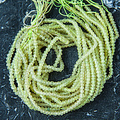 Хризопраз, зеленые бусины-шарики 2,5 мм, нить 40 см
