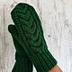  Варежки вязаные женские мужские зеленый. Варежки. Наталья  Malinka_Knitwear/ Вязание. Интернет-магазин Ярмарка Мастеров.  Фото №2