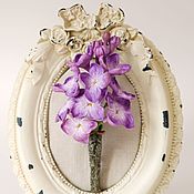 Bouquet of irises and lilies in scale 1 to 12