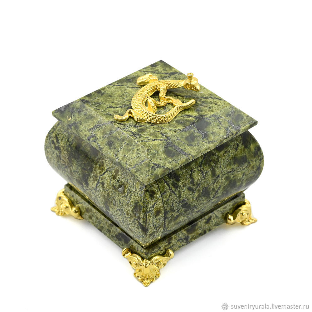 Шкатулка из змеевика - сайт- suvenirural.ru в интернет-магазине на ...