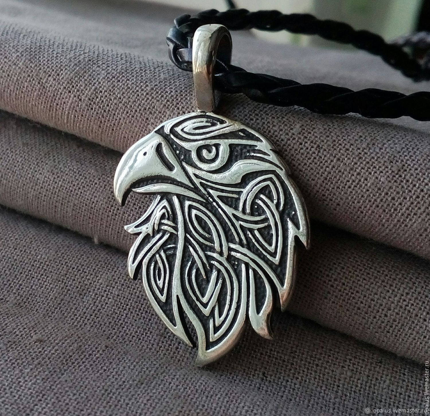 Тотем орел. Visigoth Eagle Amulet. Талисман орла. Амулет орёл. Животные амулеты славянские.