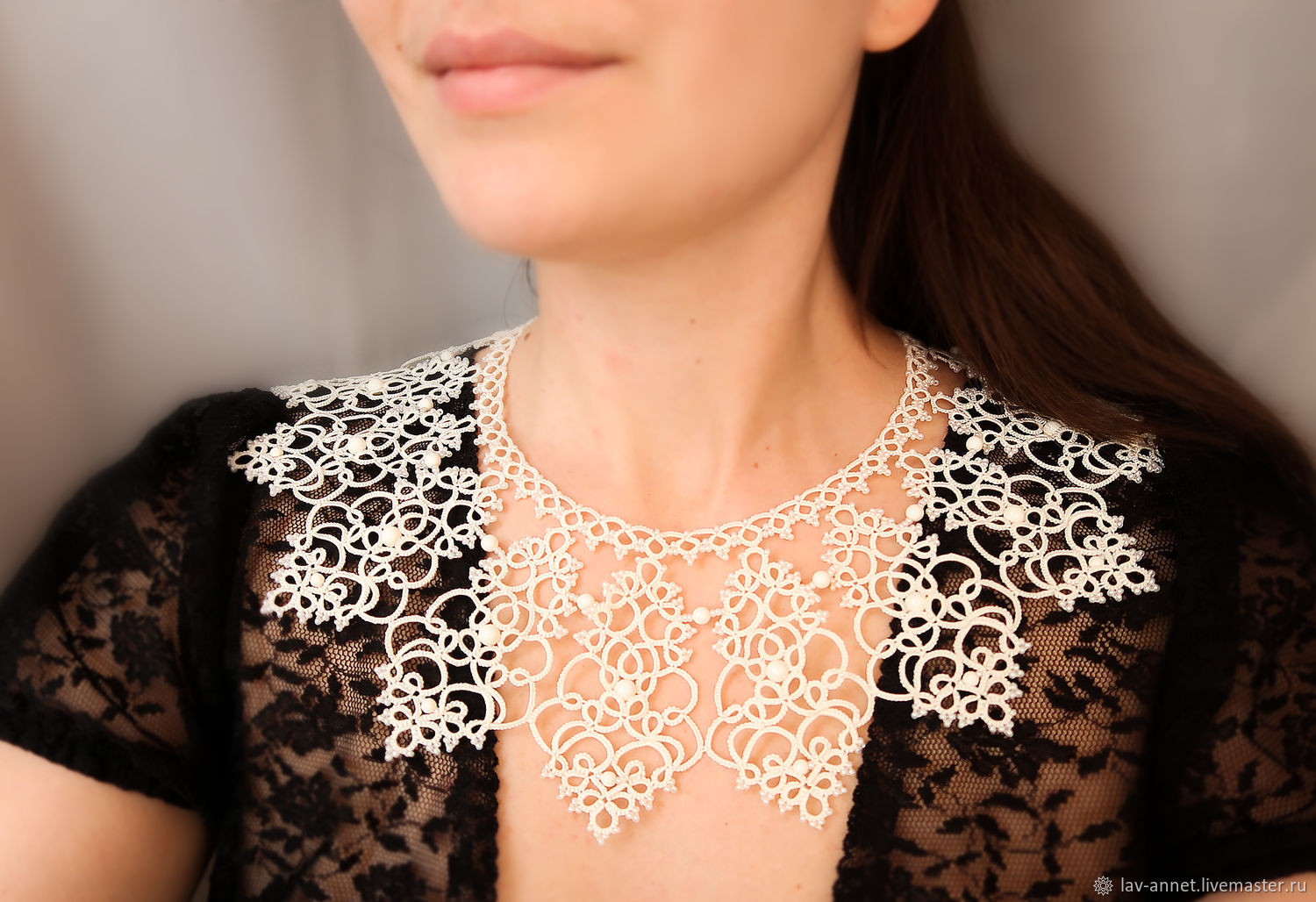 Lace Statement Collars Elegant outfit