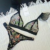 Lace bustier and panty