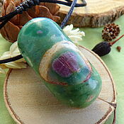 Фен-шуй и эзотерика handmade. Livemaster - original item Amulet with a ruby in fuchsite. Handmade.