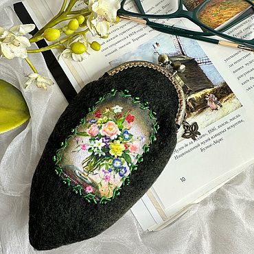 Аксессуары ручной работы. Ярмарка Мастеров - ручная работа Очечник с фермуаром в подарок маме.. Handmade.