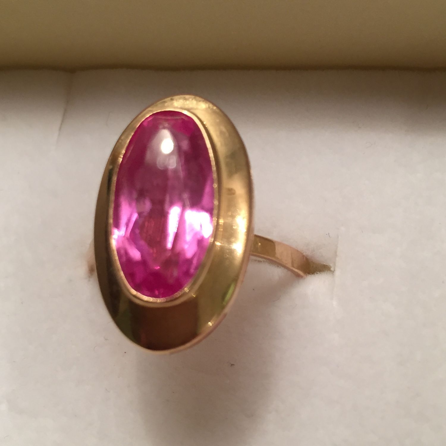 Золотое кольцо СССР 583 С розовым кварцем корундом сапфиром