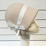 Аксессуары handmade. Livemaster - original item the Cloche hat. Color light beige. Handmade.