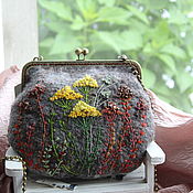 Классическая сумка: "Ледяные хризантемы" валяная сумка