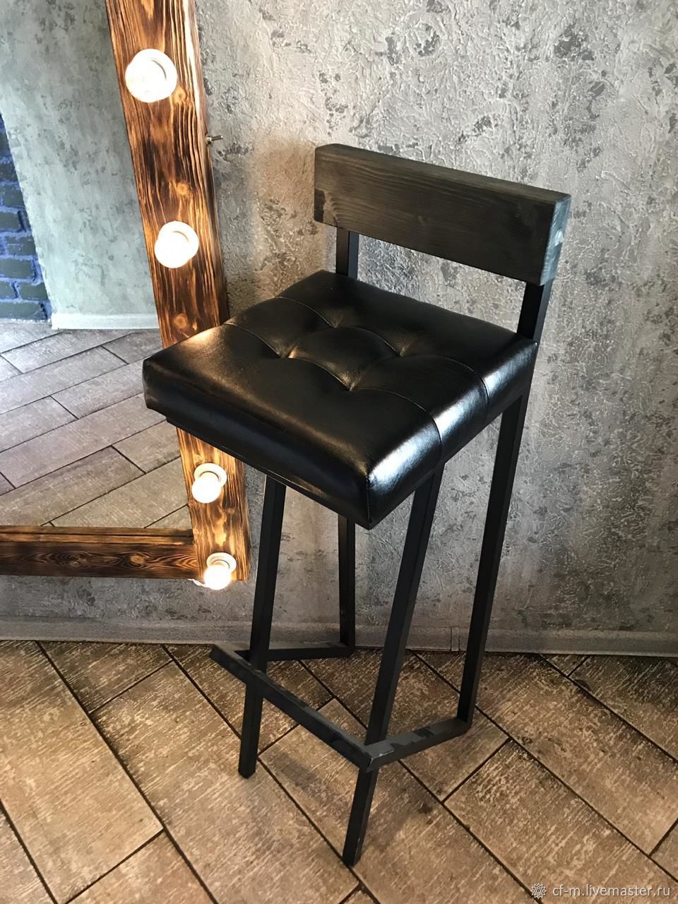 стулья в стиле лофт с мягкой обивкой