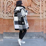 Одежда ручной работы. Ярмарка Мастеров - ручная работа Abrigo: abrigo mujer forrado blanco y negro Perú. Handmade.