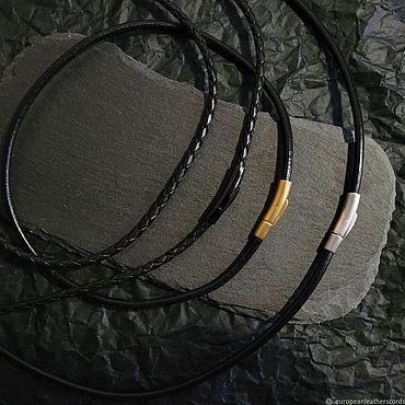 Украшения ручной работы. Ярмарка Мастеров - ручная работа Кожаный шнурок на шею Гайтан 4 мм. Handmade.