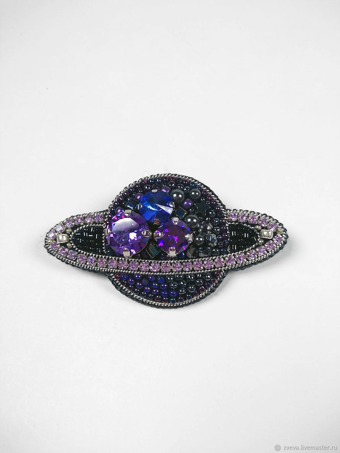 Chanel hot sale saturn brooch