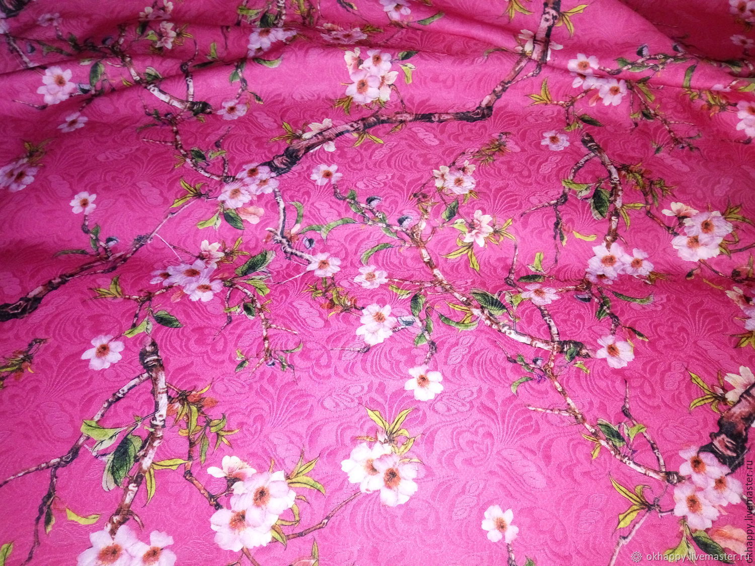 Ткань сакура. Жаккард розовый с цветами. Ткань для платья Сакура. Ткань для штор Сакура.