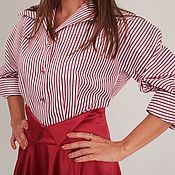 Blouse in vintage style 