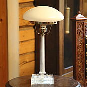 Настольные лампы: антикварная большая лампа