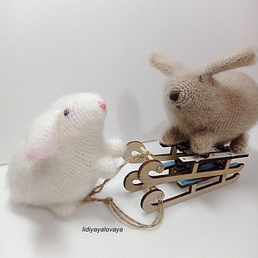 Куклы и игрушки ручной работы. Ярмарка Мастеров - ручная работа Амигуруми куклы и игрушки: Пушистый вислоухий зайчик вязаный. Handmade.