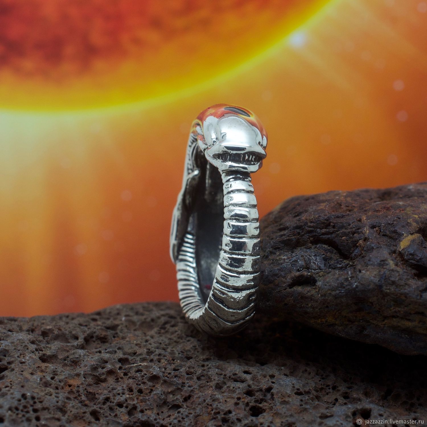 Xenomorph ring купить на Ярмарке Мастеров Rings, Vladivostok