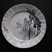 Винтаж handmade. Livemaster - original item Irises, plates of the Kuznetsov Partnership, faience, before 1917. Handmade.