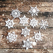 Сувениры и подарки handmade. Livemaster - original item Set of knitted snowflakes 10 pieces 6-7 cm white. Handmade.
