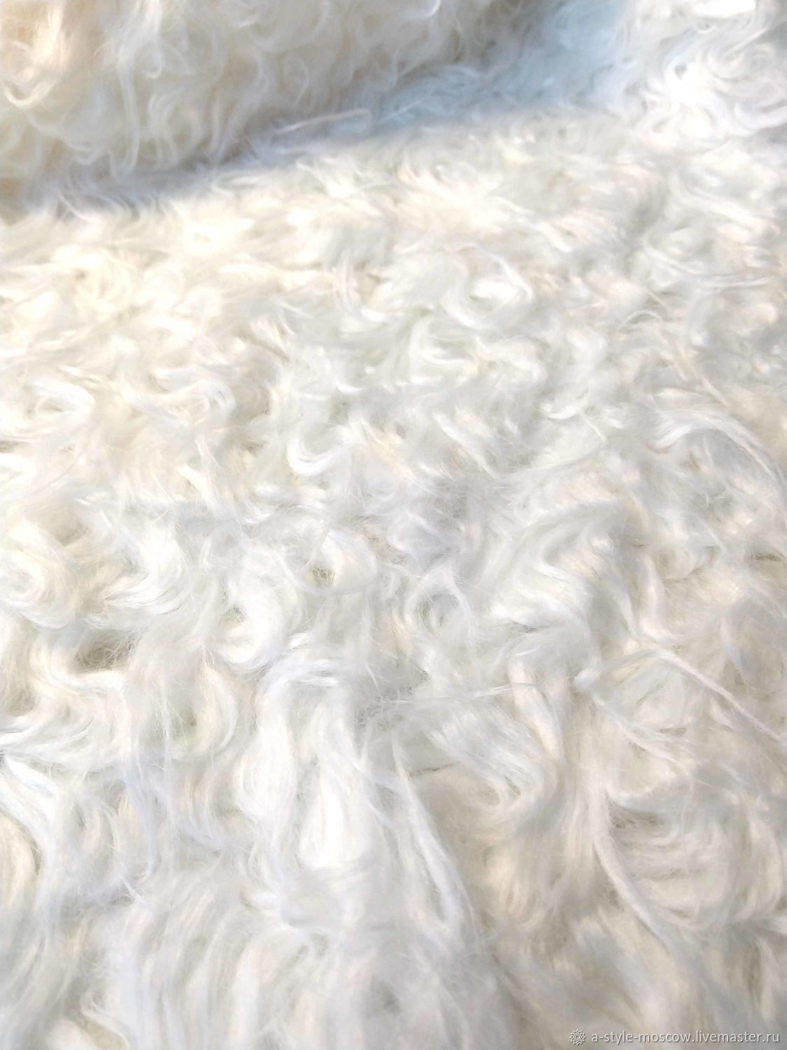 Мех 20 10. Ткань мокрый шелк описание. Коричневый мех. Шерсть животных. Плюш на хлопковой основе.