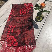 Винтаж handmade. Livemaster - original item Scarlet roses scarf, silk, Holland. Handmade.