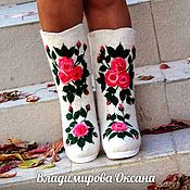 Обувь ручной работы handmade. Livemaster - original item White felt boots, women`s ,with embroidery,, ROSES