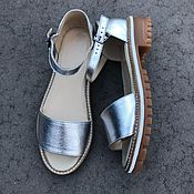 Обувь ручной работы handmade. Livemaster - original item Wind sandals metallic beige sole. Handmade.