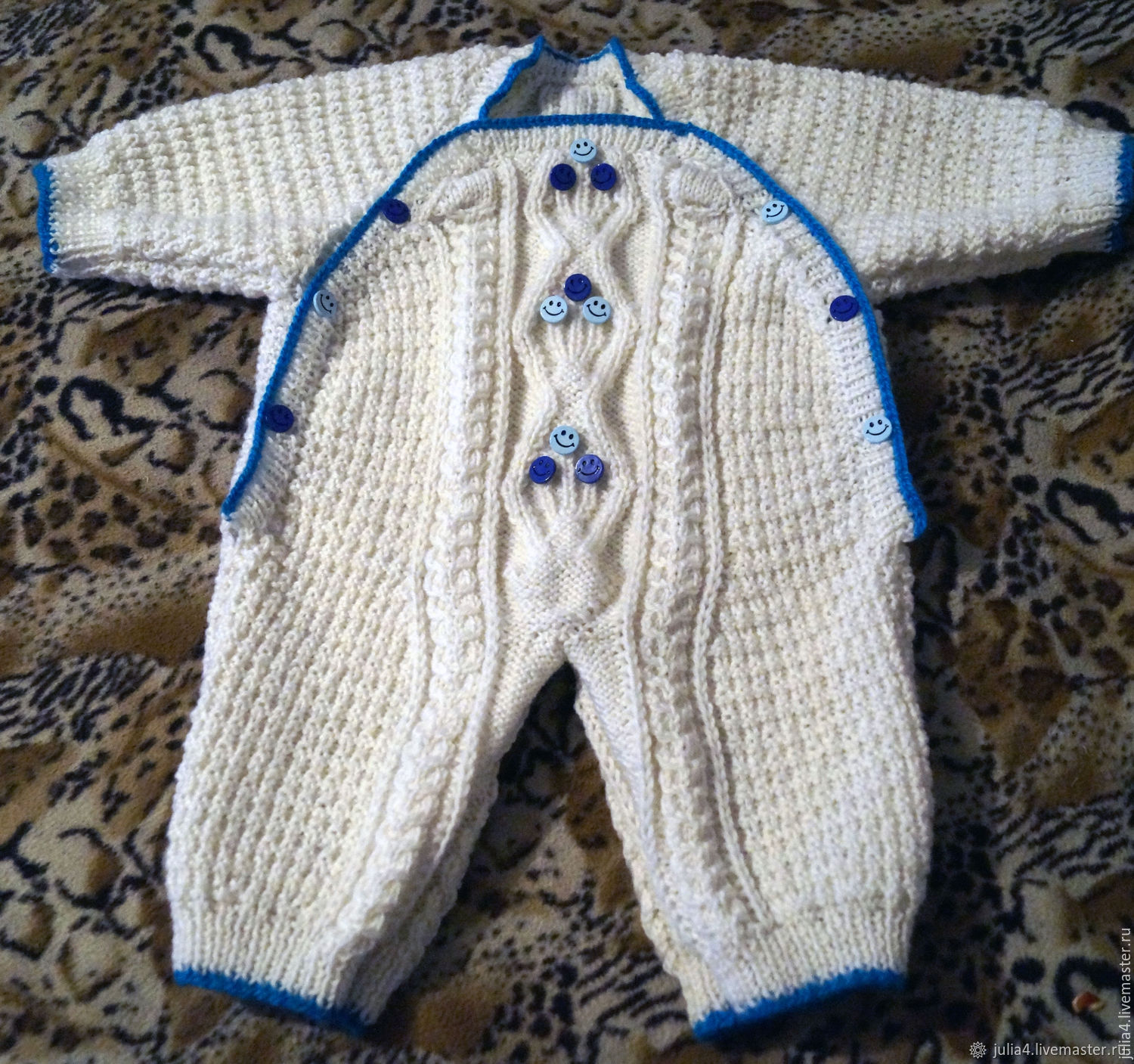 Комбинезон детский крючком