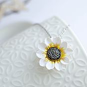 Украшения handmade. Livemaster - original item Pendant on a white sunflower chain. Handmade.