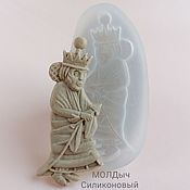Материалы для творчества handmade. Livemaster - original item Silicone mold chess queen from Alice in Wonderland. Handmade.