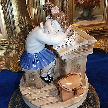 Винтаж ручной работы. Ярмарка Мастеров - ручная работа Винтаж: Royal Worcester.Немного поспать.Вздремнуть.Статуэтка.Англия. Handmade.